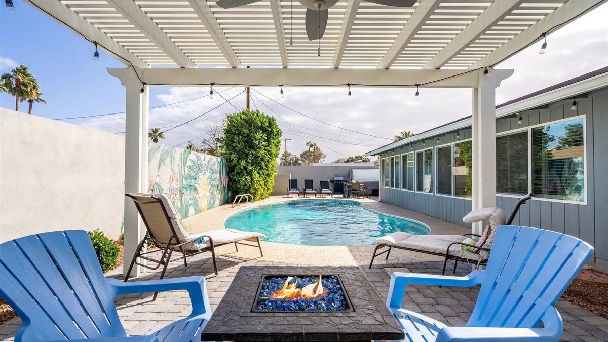 Scottsdale Estates Nine House | Old Town Abode by Rebl|Heated Pool|Spa|Ping Pong