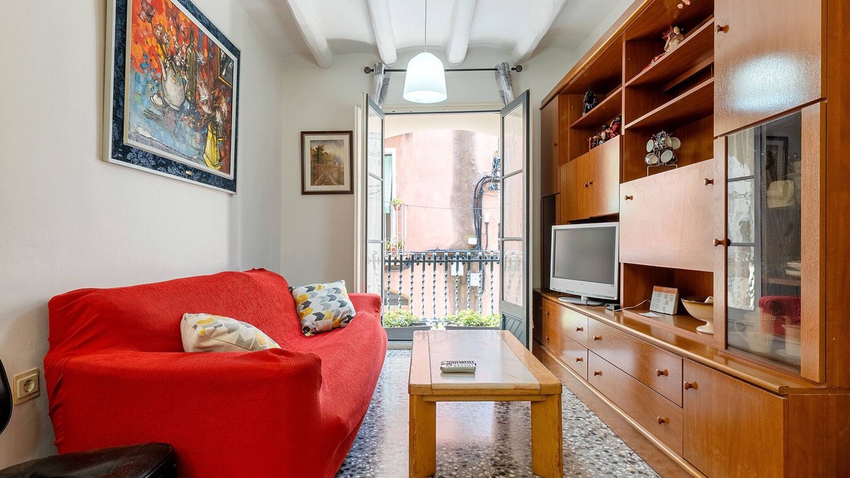 Riudoms Apartment | Old Town of Riudoms, Birthplace of Gaudí