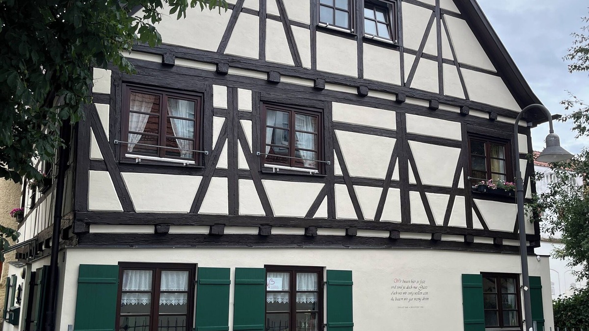 Weissenhorn House | old town residence