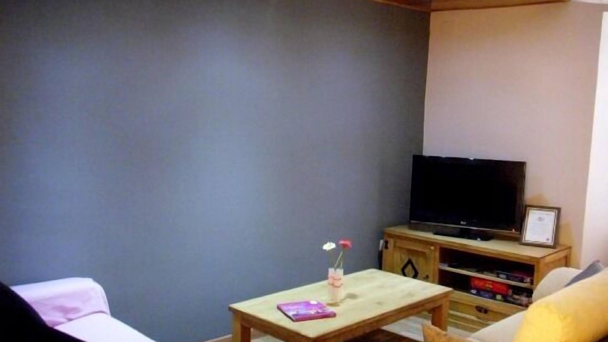 Astudillo Cottage | Old Watchmaker's House for 7/15 people