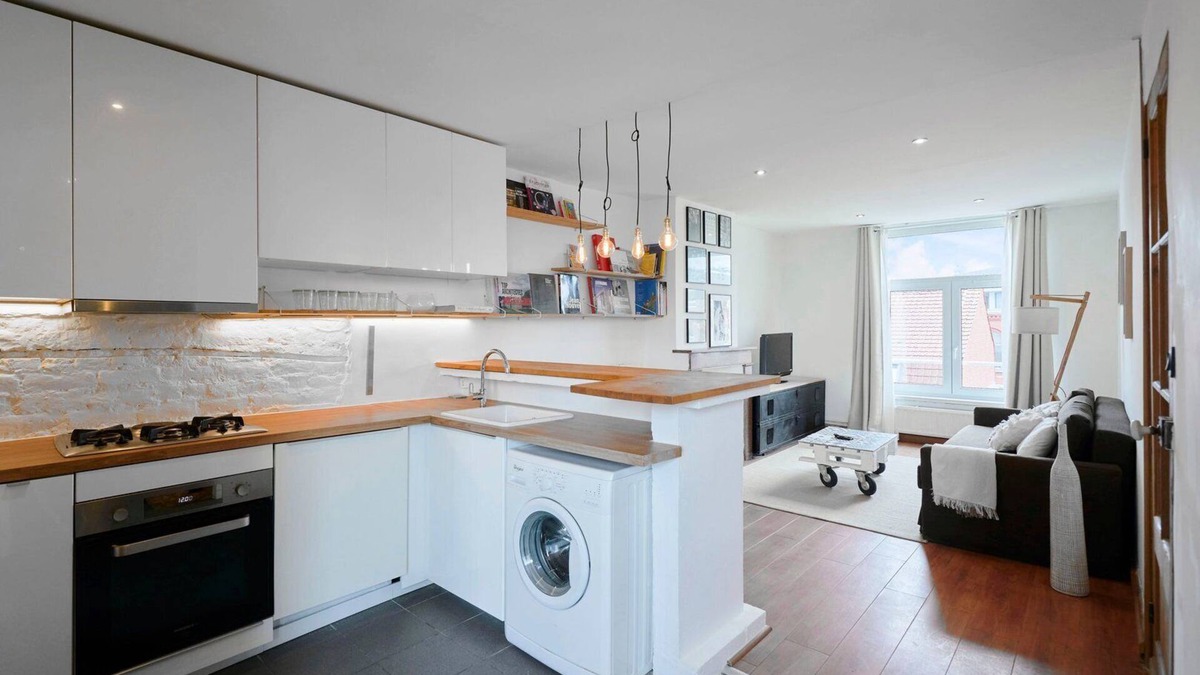 Lille Centre Ville Apartment | Old world charm in the centre of Lille.