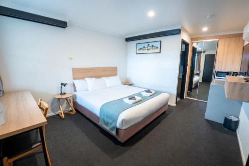 Prospect Hotel | Olde Tudor Hotel