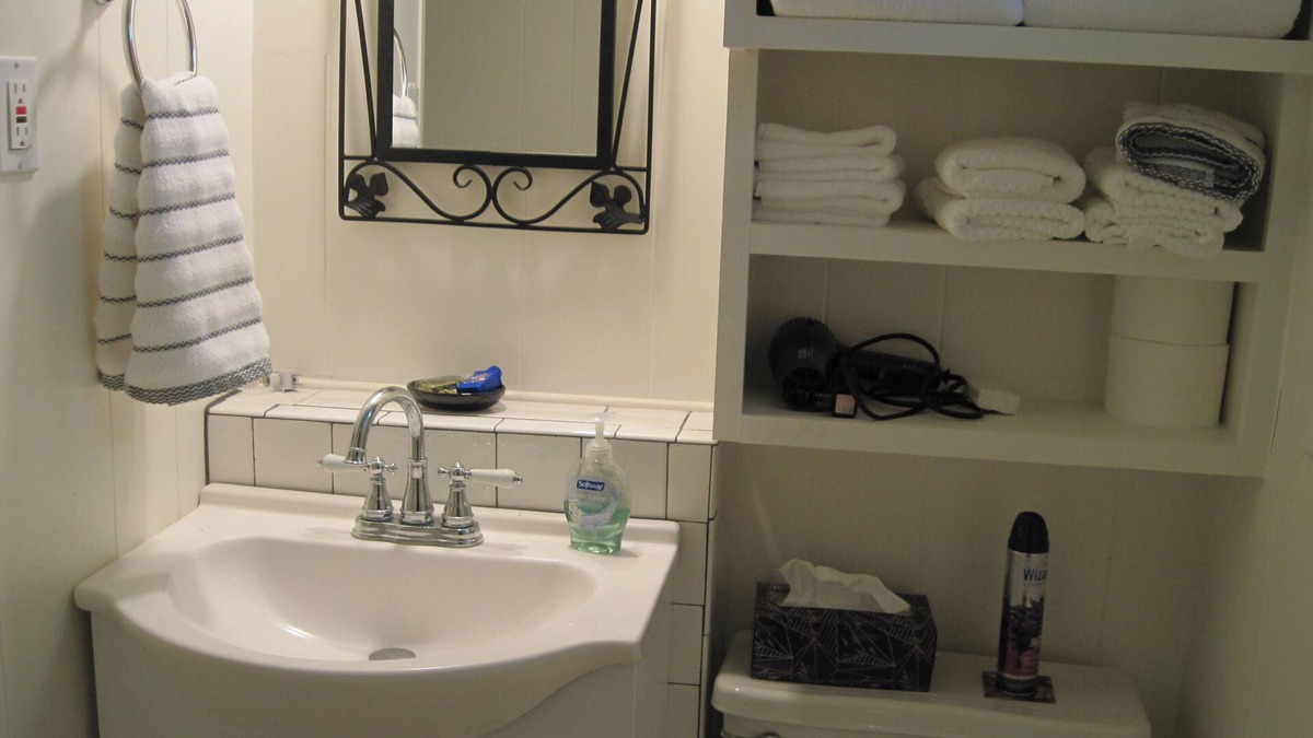 Merigold House | Older-home charm in small town close to all MS Delta attractions.