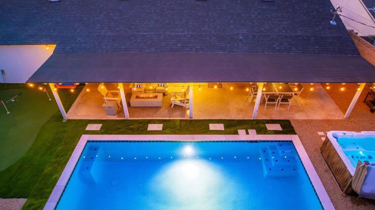 Scottsdale Estates Eight Apartment | Oldtown Scottsdale Paradise+Walking Distance+Putting Green+Movie Projector+Hot Tub