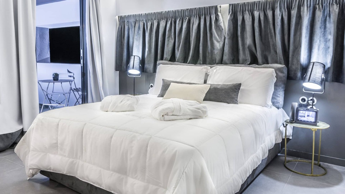 Penteli Apartment | Oleander Maisonette. A 140 square meters apartment of two levels.