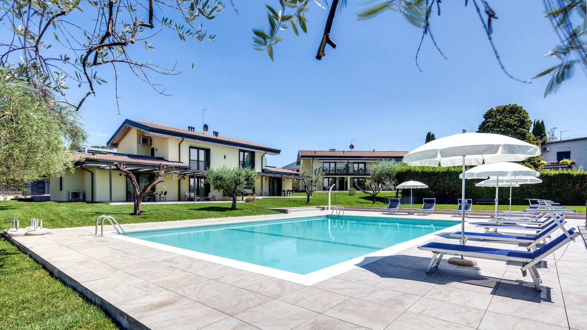 Cisano Apartment | Oleandro Holiday Apartments