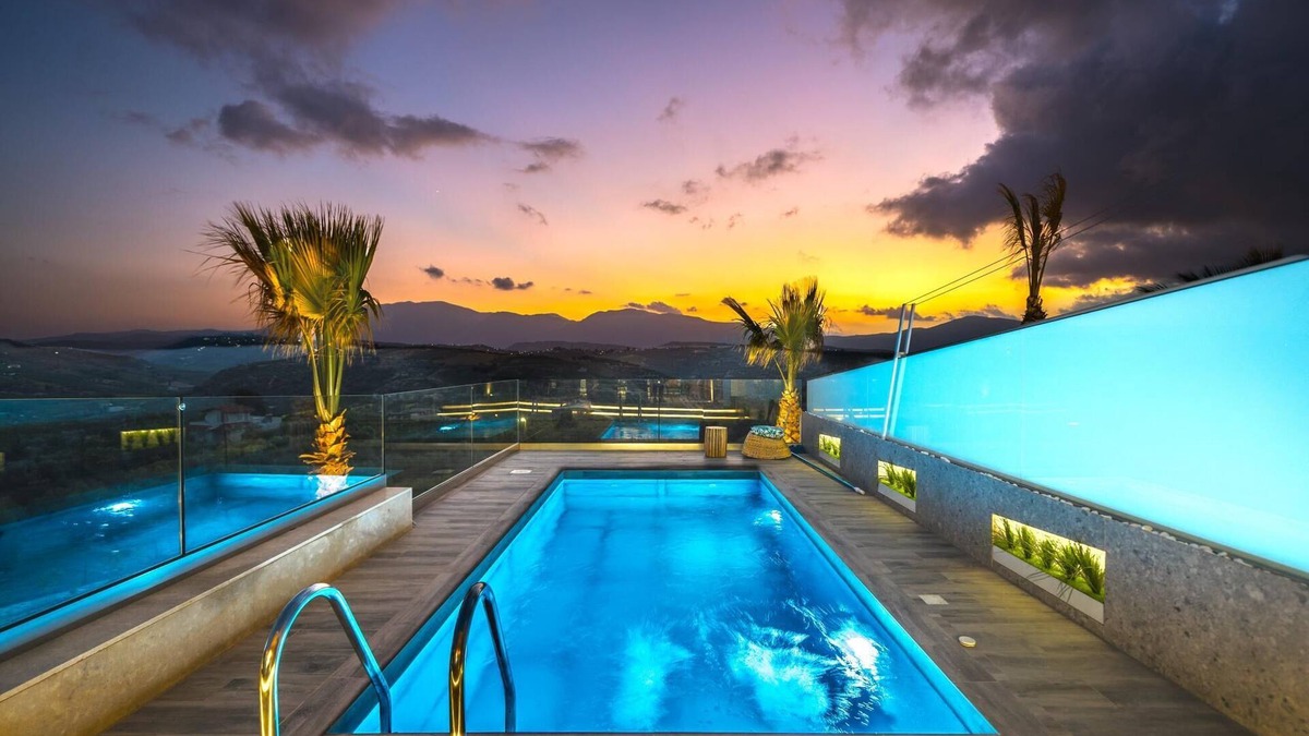 Heraklion Apartment | Oleas Suite Moon Private Pool