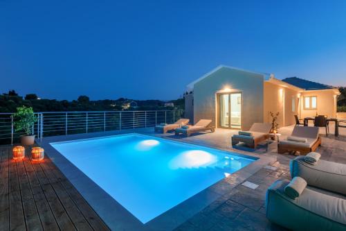 Planos Villa | Olive Βay Villa