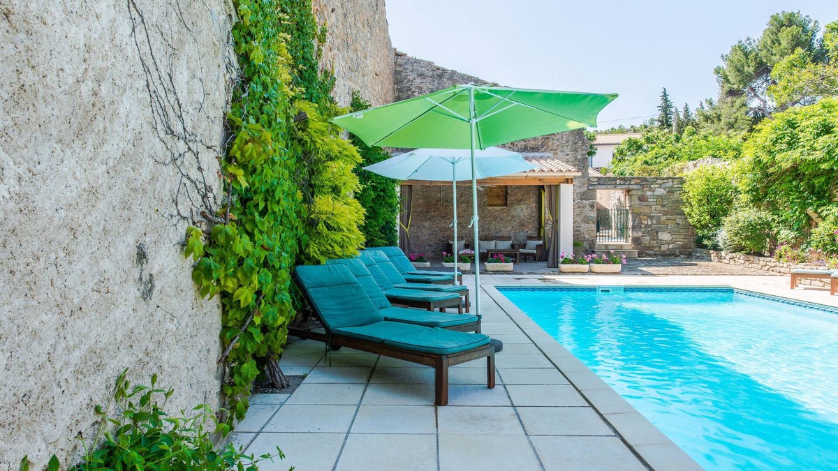 Tourouzelle Villa | Olivier - Luxury accommodation with heated pool & A/C in former vigneron estate