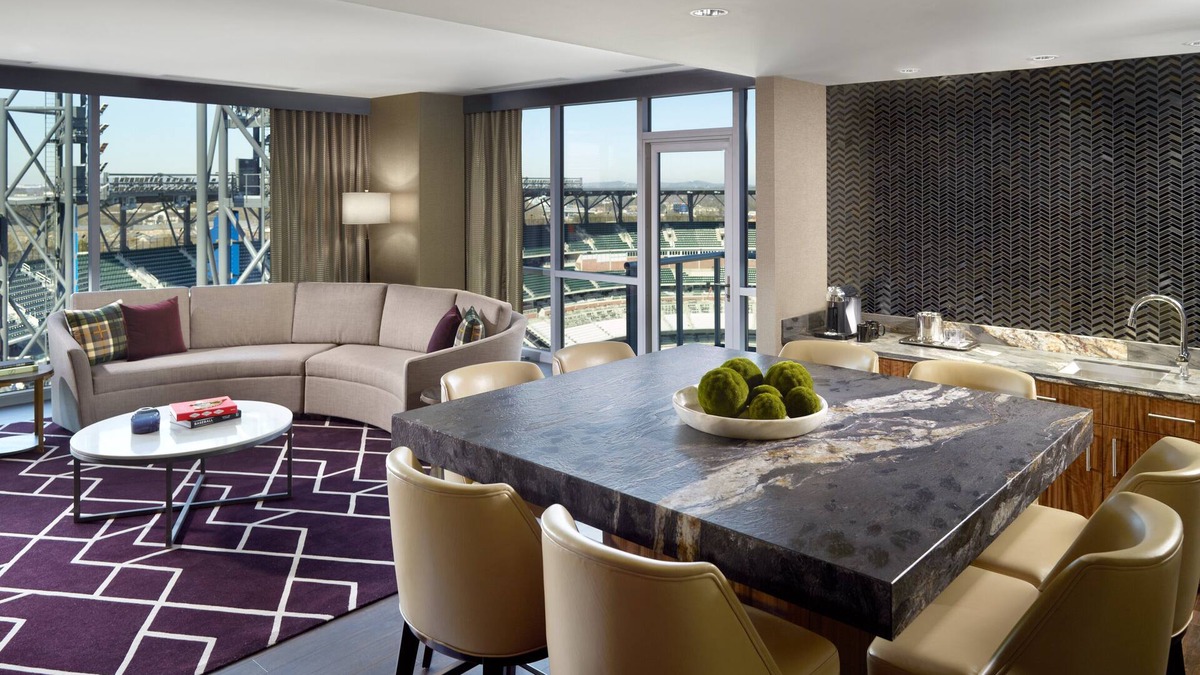 Cumberland Hotel | Omni Hotel At The Battery Atlanta