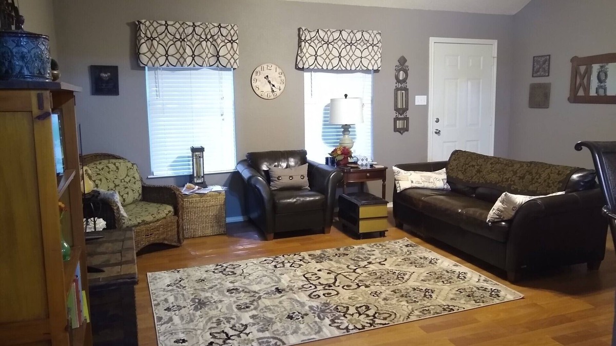 Canton House | On beautiful small private lake, less than 1 mile to First Monday shopping
