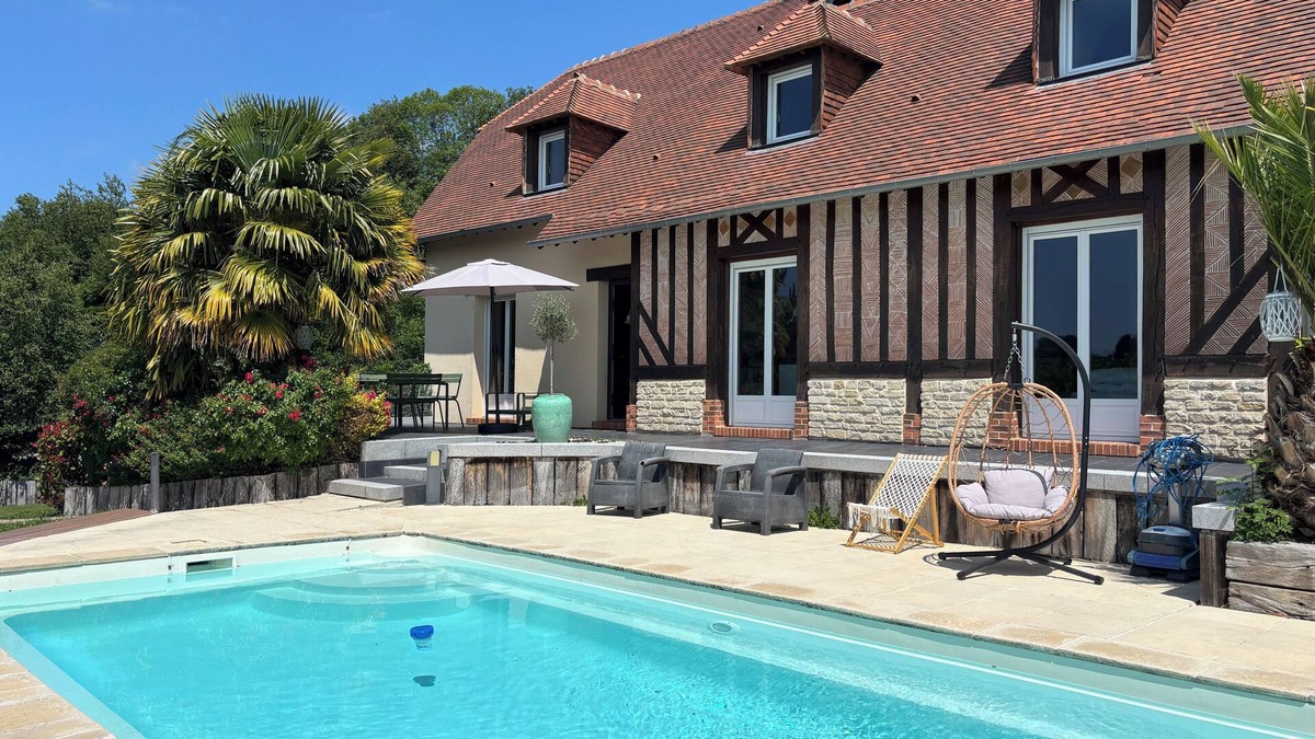 Clarbec House | On dirait le Sud - SWIMMING POOL - 20 min from Deauville - 10 people
