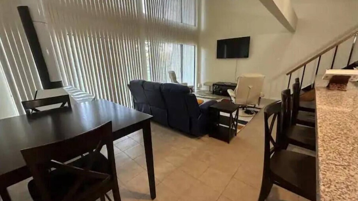Waterwood House | On golf course with lake view, deer, boat launch