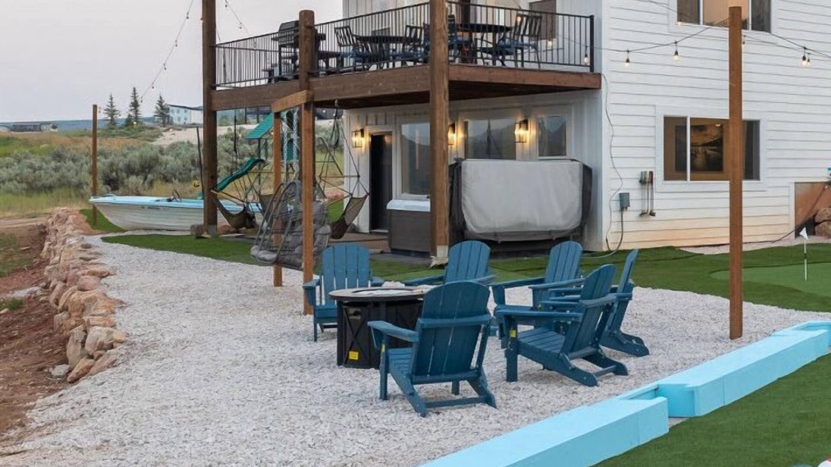 Sweetwater House | On Hole 9 of Bear Lake Golf Course! Ideal Beach Access! Private Hot Tub. Sky Swings, and Ping Pong!