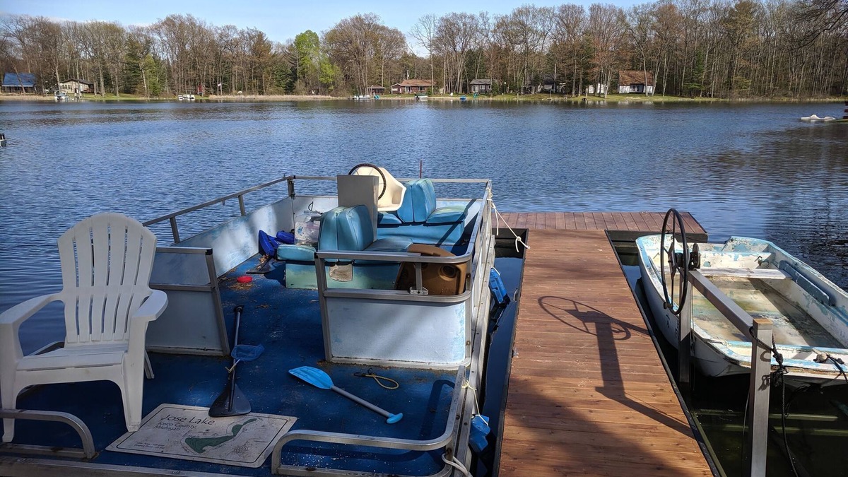 South Branch House | On Jose Lake with kayaks, dock and beach!