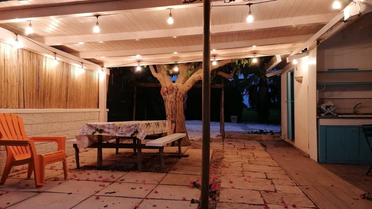 Eastern Sicily Ski Chalet | On the sea carratois direct access to the beach