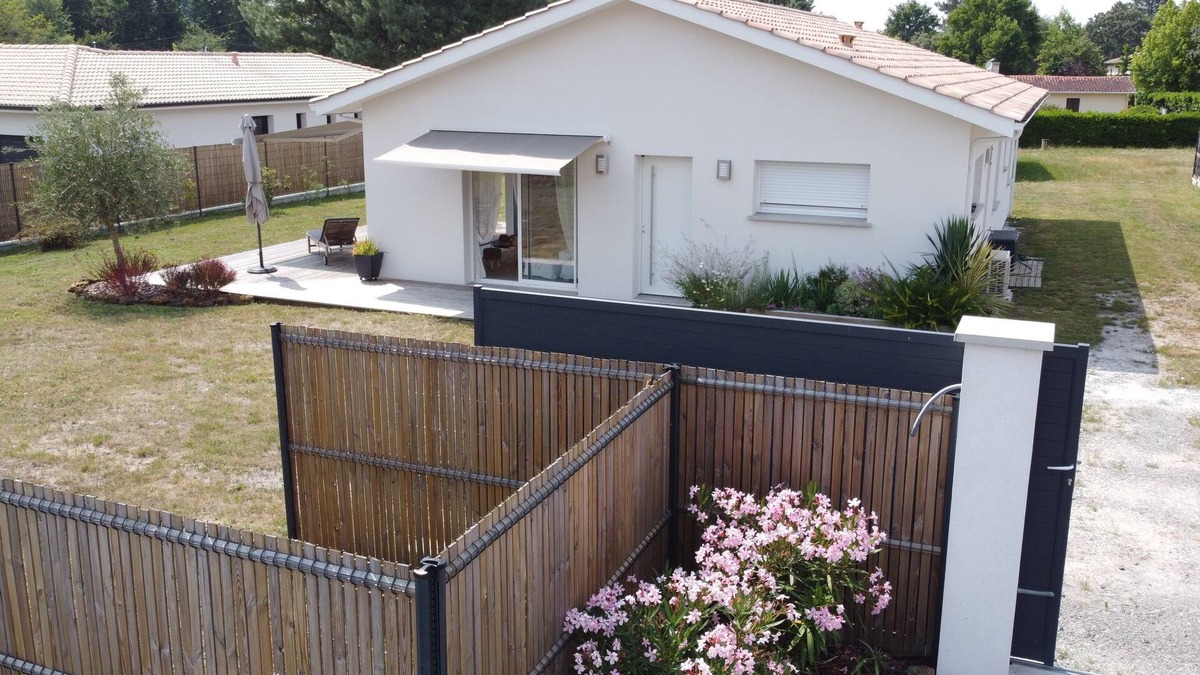 Salles House | On the banks of the Leyre House sleeps 5/6