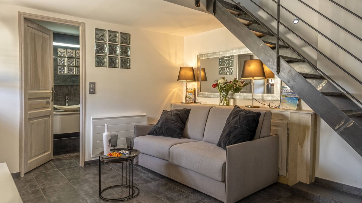Erbalunga Apartment | On the port of Erbalunga cosy apartment sleeps 4