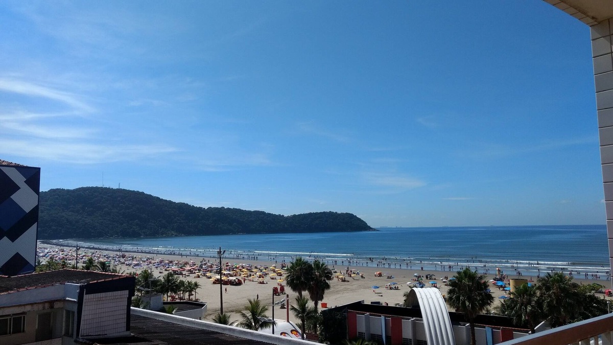Boqueirao Apartment | On the sand and in the best location in Praia Grande in Boqueirão