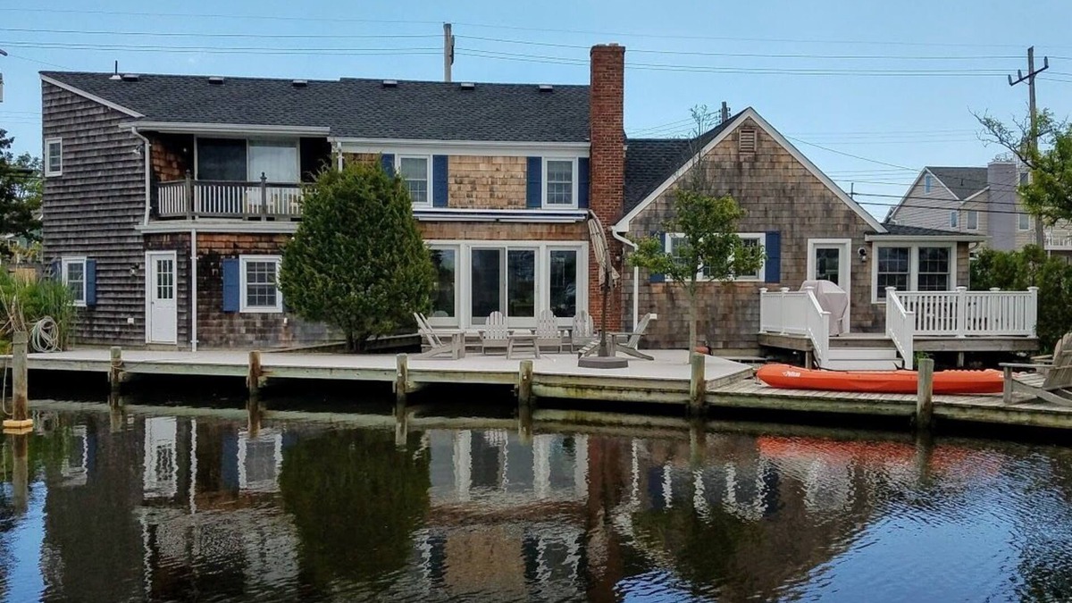 Avon House | On The Water In Bay Head, NJ