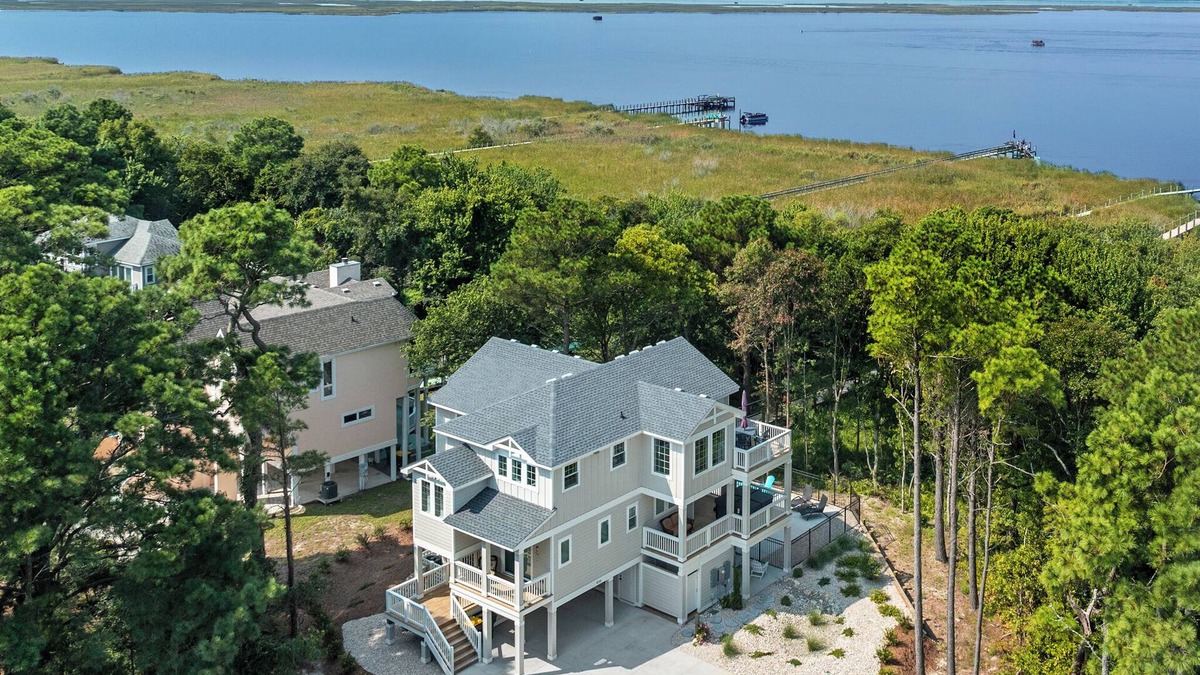 Currituck County House | Once Upon A Tide: Soundfront, Pool, Hot Tub