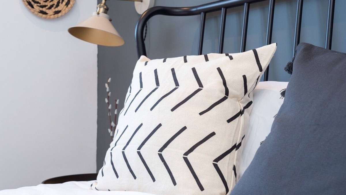 Shottery Apartment | One-Bedroom Apartment