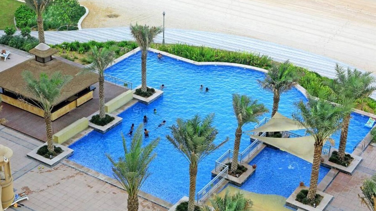 Al Kubus Apartment | One Bedroom apartment Near Nemo Diving Center Palm