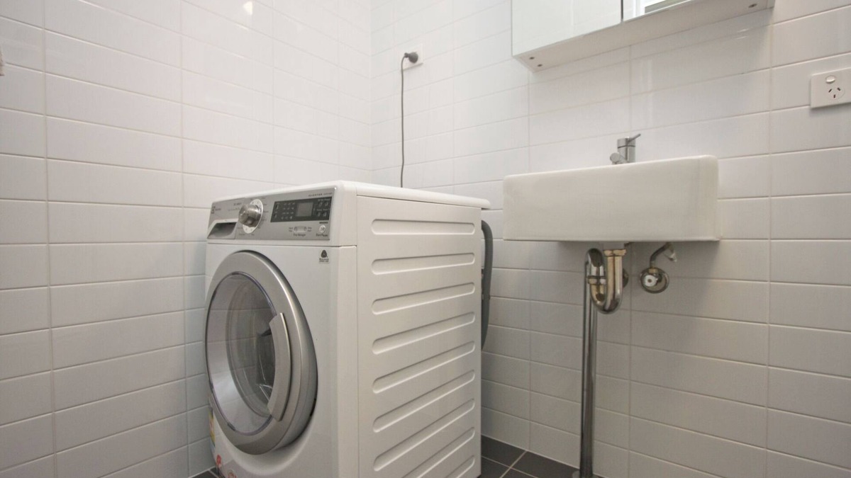 Newcastle West Apartment | One Bedroom Apartment