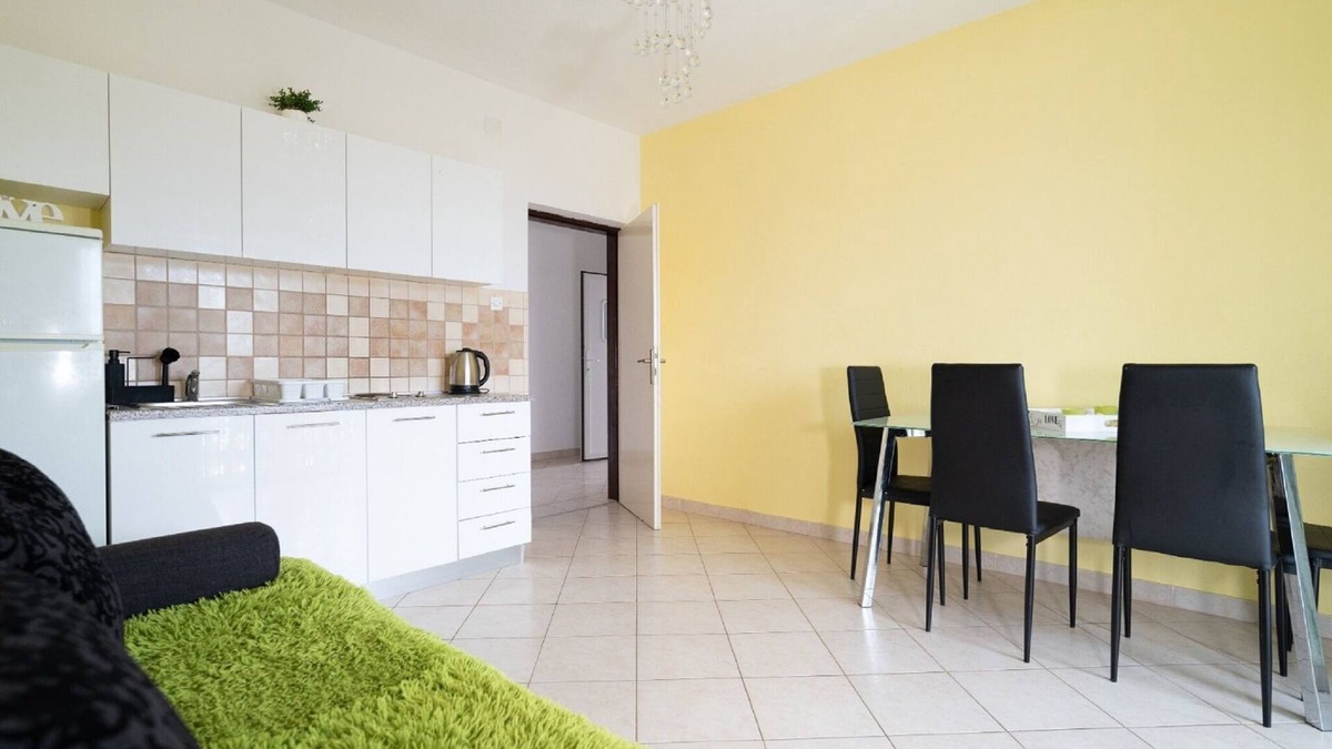 Gornji Karin Apartment | One bedroom apartment with terrace