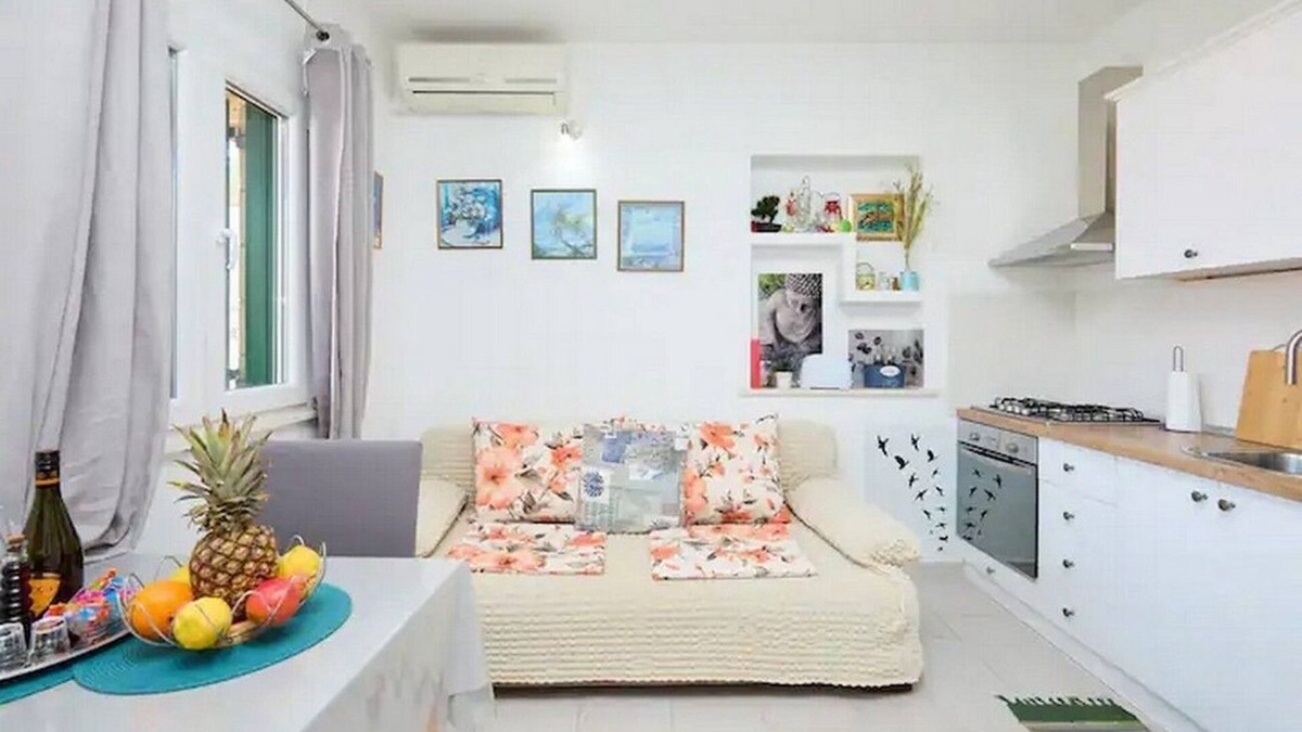 Prozurska Luka Apartment | One bedroom apartment with terrace and sea view Prožurska Luka, Mljet (A-22337-a)