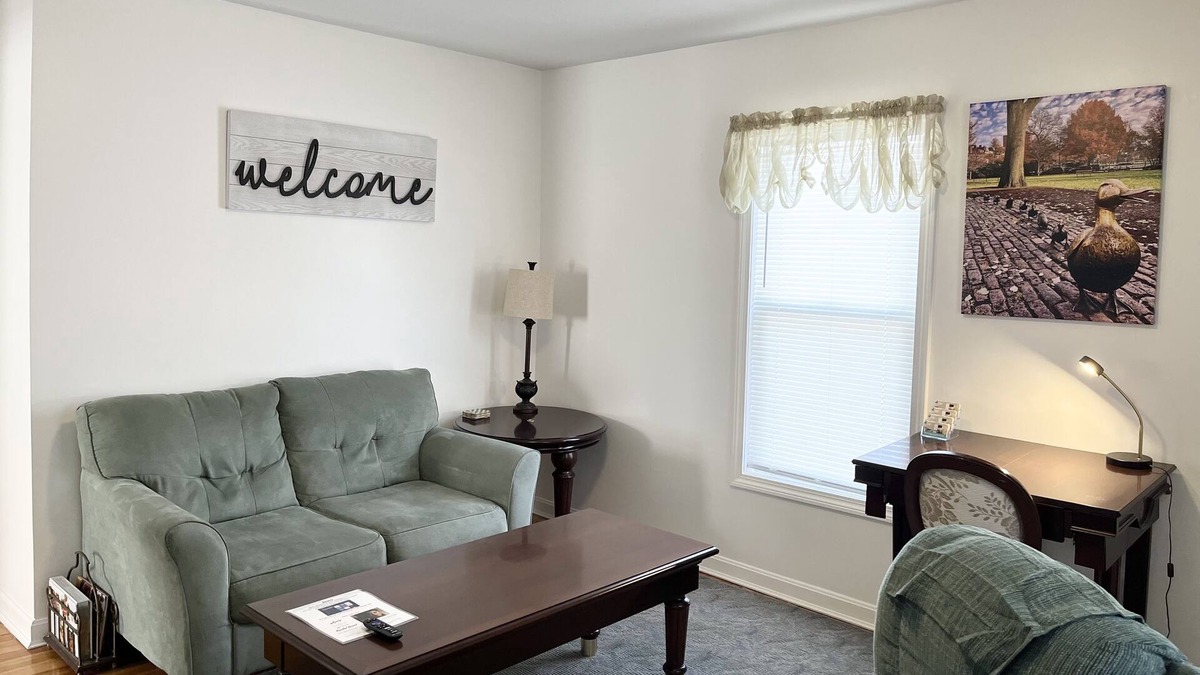 Shrewsbury Apartment | One Bedroom Apartment with Separate Bunk Bed Area