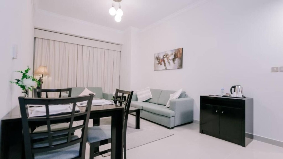 Al Wahdah Apartment | One-Bedroom Apartment
