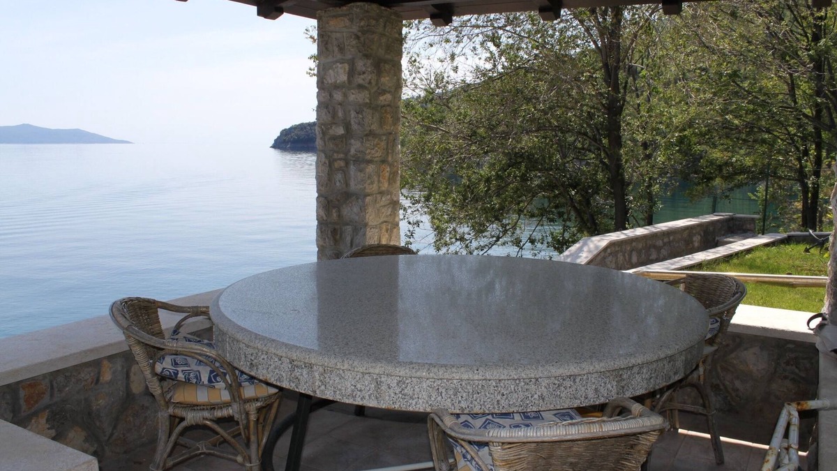 Medveja Apartment | One bedroom apartment near beach Medveja, Opatija (A-7722-b)