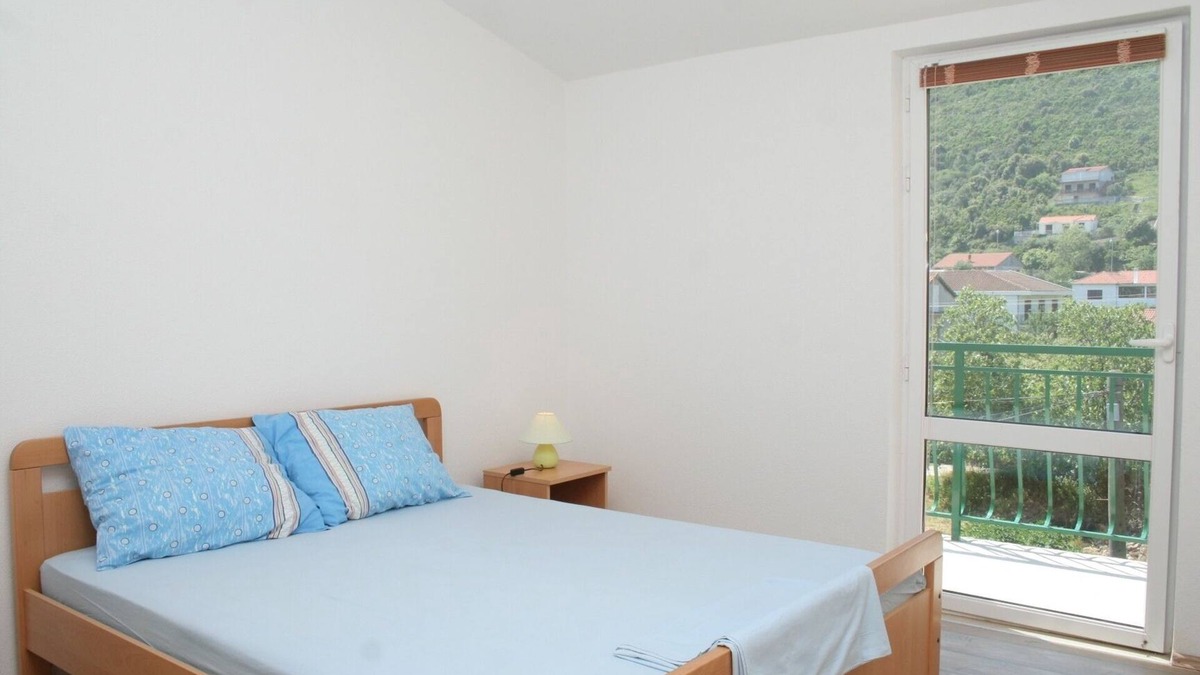 Trpanj Apartment | One bedroom apartment with balcony Trpanj, Pelješac (A-4510-a)