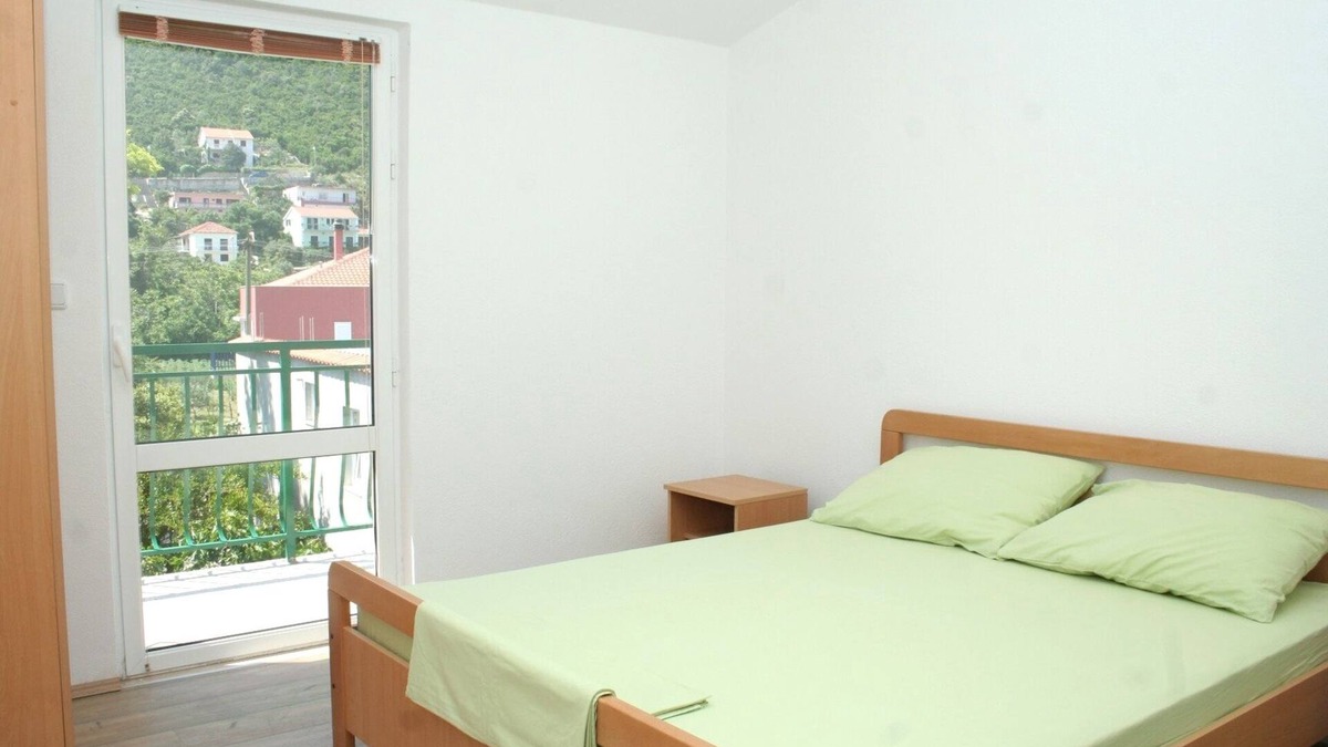 Trpanj Apartment | One bedroom apartment with balcony Trpanj, Pelješac (A-4510-b)