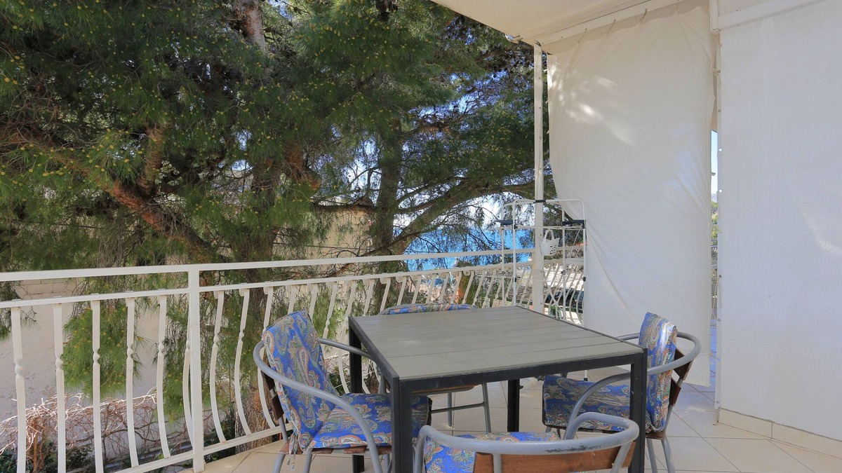 Stanici Apartment | One bedroom apartment with terrace and sea view Balića Rat, Omiš (A-20494-b)