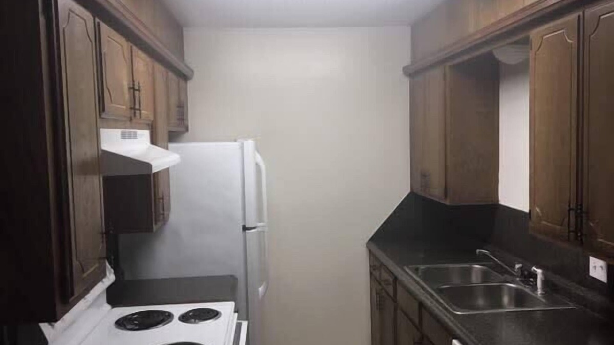 Lawton Apartment | One bedroom close to Fort Sill!