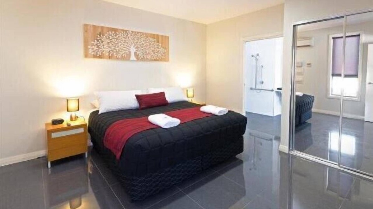 Cardiff Apartment | One Bedroom Disability Access