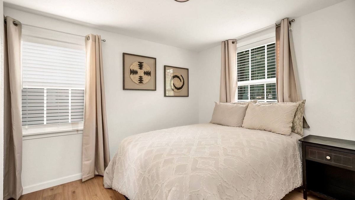 Fort Smith House | One bedroom duplex in desirable Park Hill
