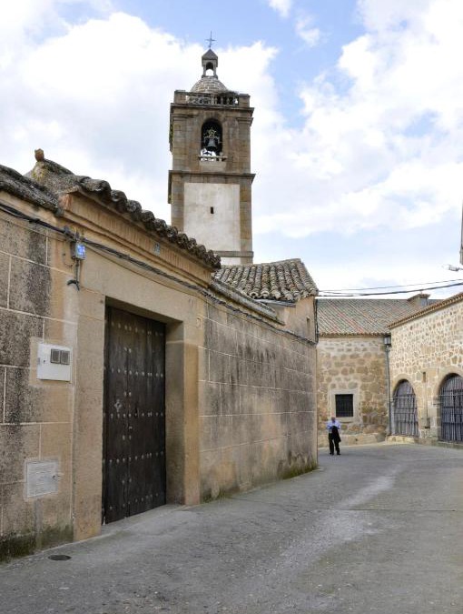 Lagartera House | One bedroom house with city view and terrace at Lagartera