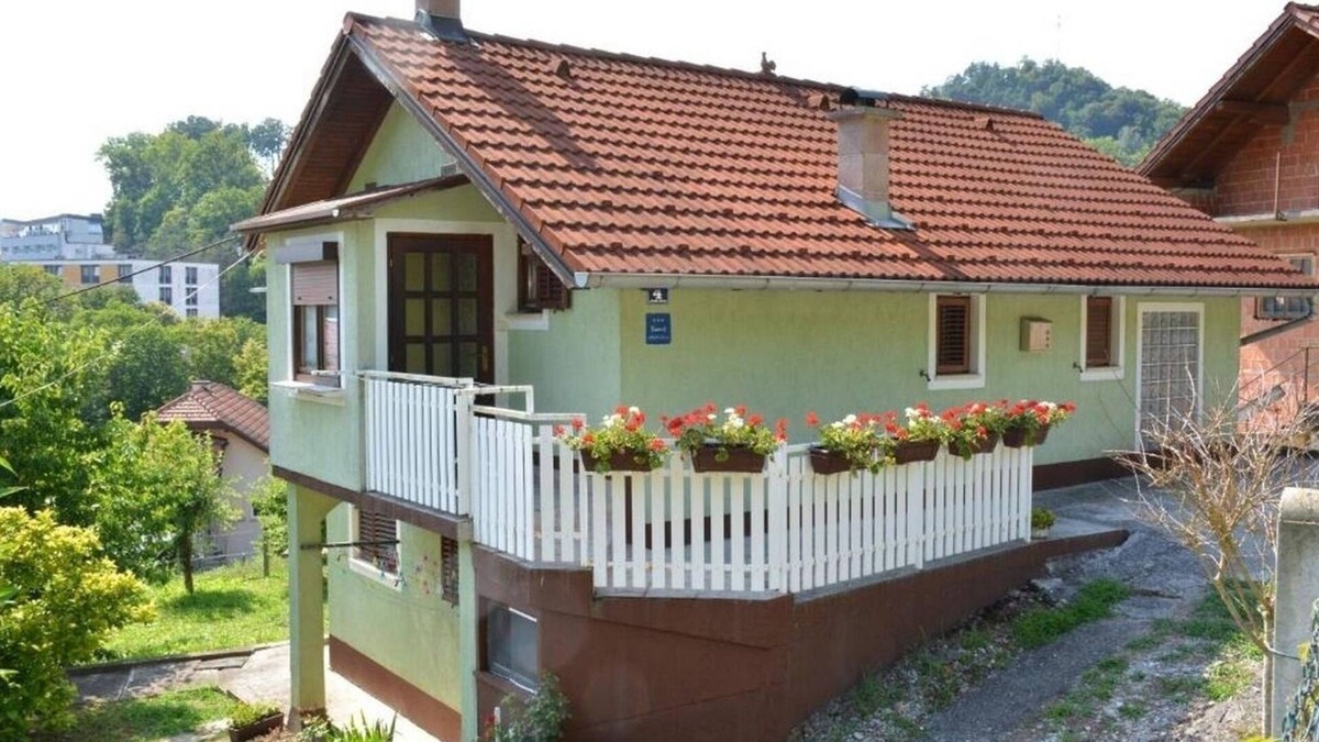 Krapinske Toplice Apartment | One bedroom apartment with air-conditioning Krapinske Toplice, Zagorje (A-20688-a)