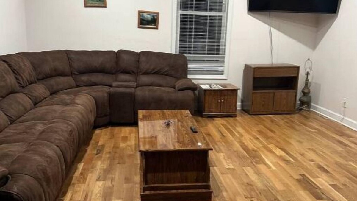 Fries Apartment | One Bedroom three beds Apartment