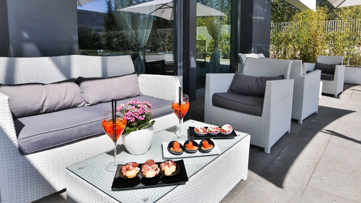 Dalmine Hotel | One Hotel & Restaurant