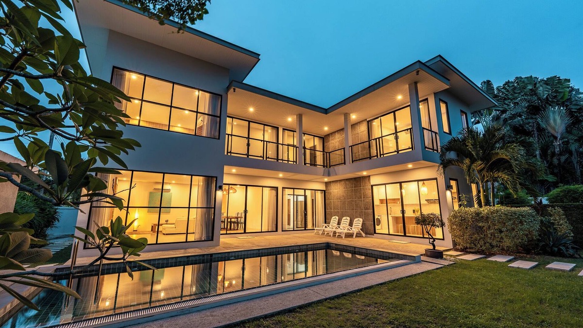 Si Sunthon Villa | One of Phukets Best Villas V212