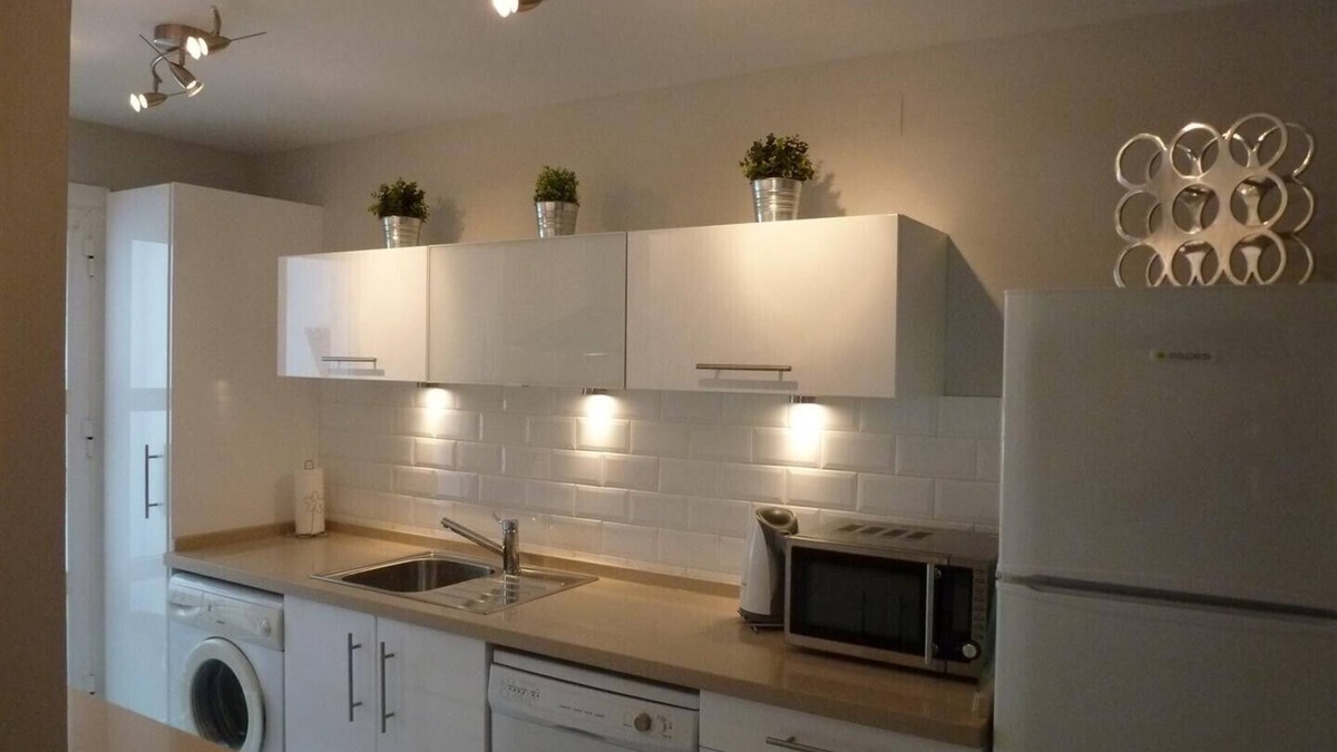 Conil de la Frontera City Center Apartment | One of the best located apartments in Conil.Sea views from every room. With WiFi