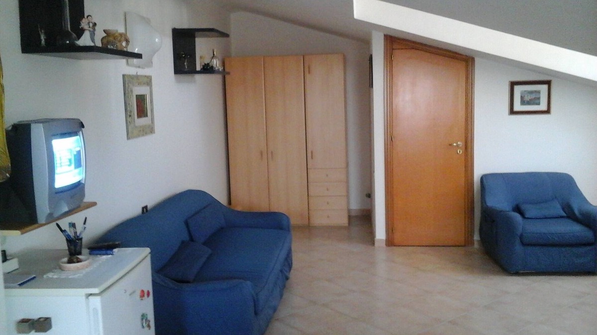 Cassano delle Murge Cabin | ONE-ROOM ATTIC WITH AUTONOMOUS TERRACE