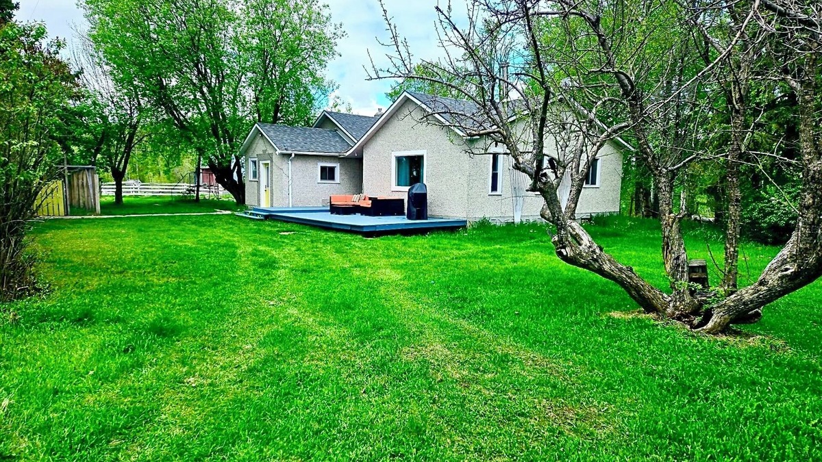 Division No. 11 Other | Only35 minutes away from Edmonton City and 10 minutes from Stony Plain Town