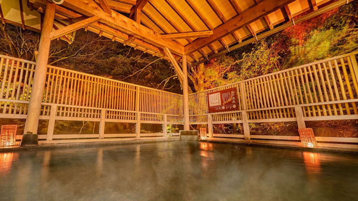 Kaga House | Ooedo Onsen Monogatari Premium Yoshinoya Irokuen