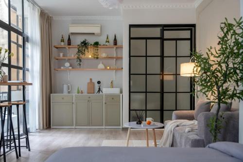 Trang Tien Apartment | Opera#4BRS#1' to HoanKiem lake#Old Quarter#Balcony