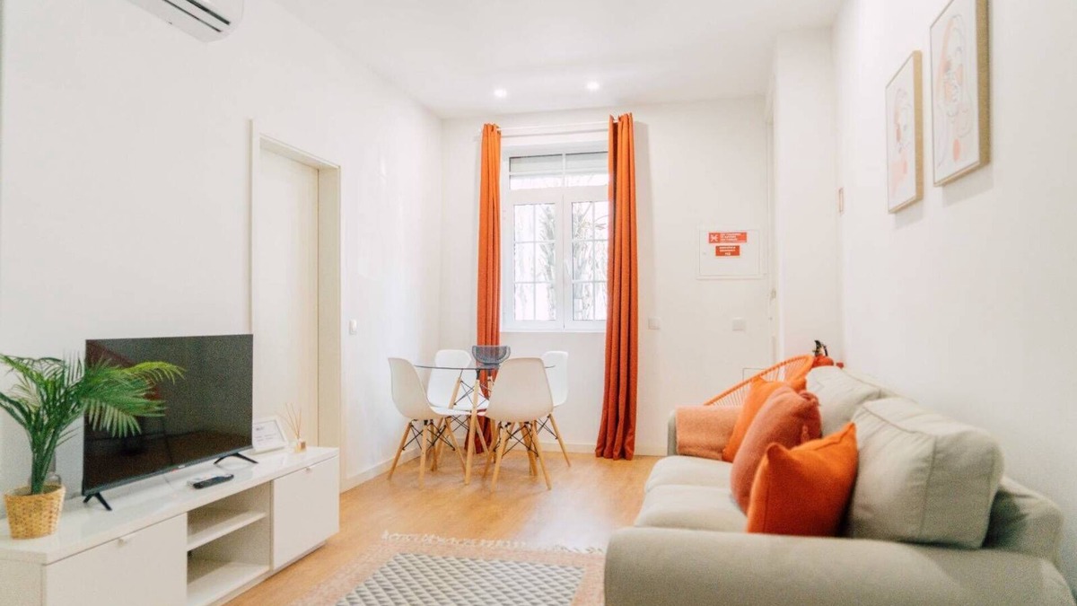 Boavista Apartment | Oporto Yellow Villas 5 (OYV5)